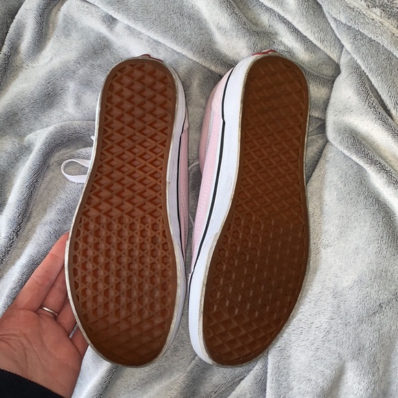Pink vans - Picture 2 of 6